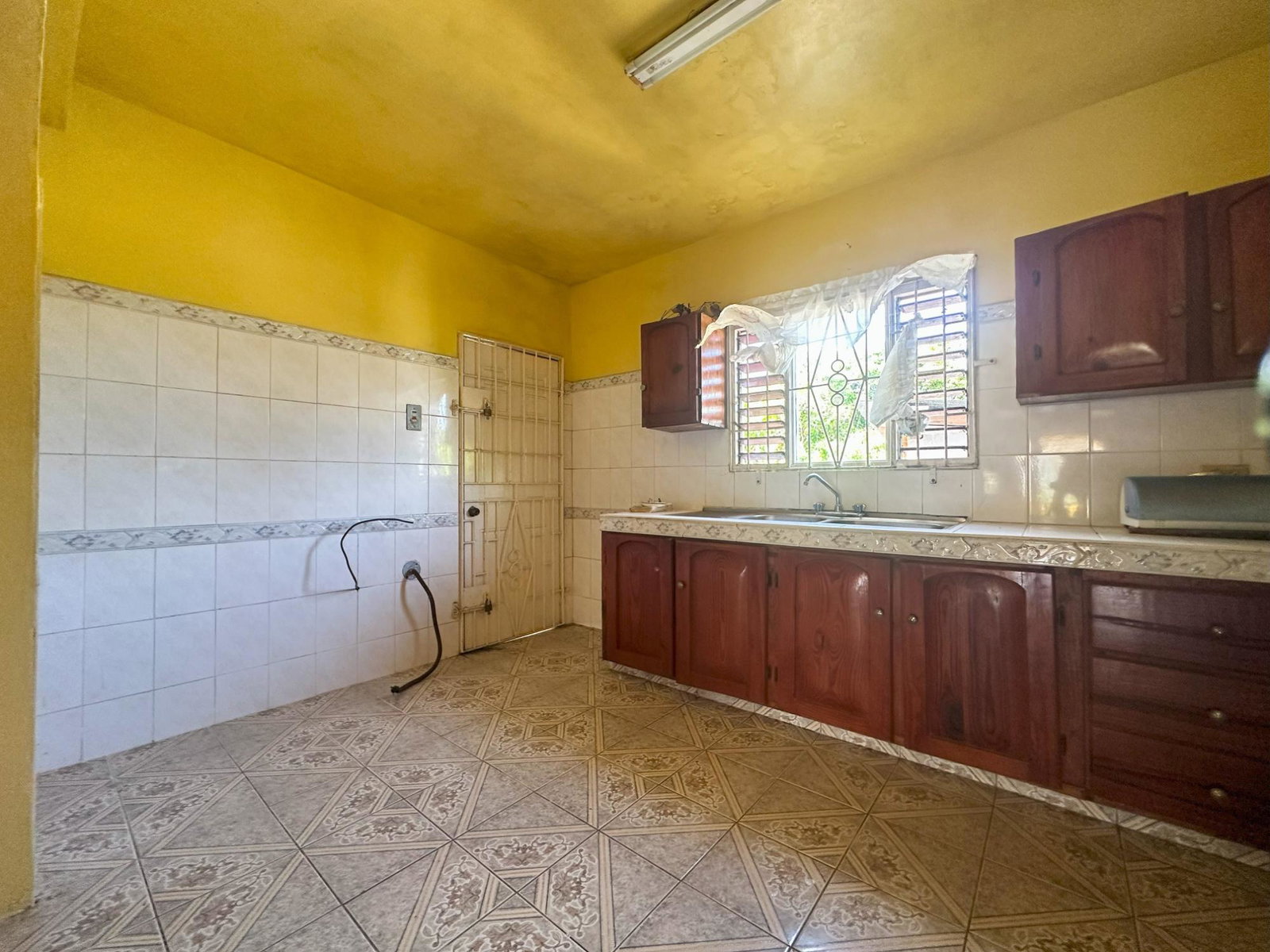Ninth image of 139- Hopewell in Highgate, St. Mary, Jamaica - property is For Sale
