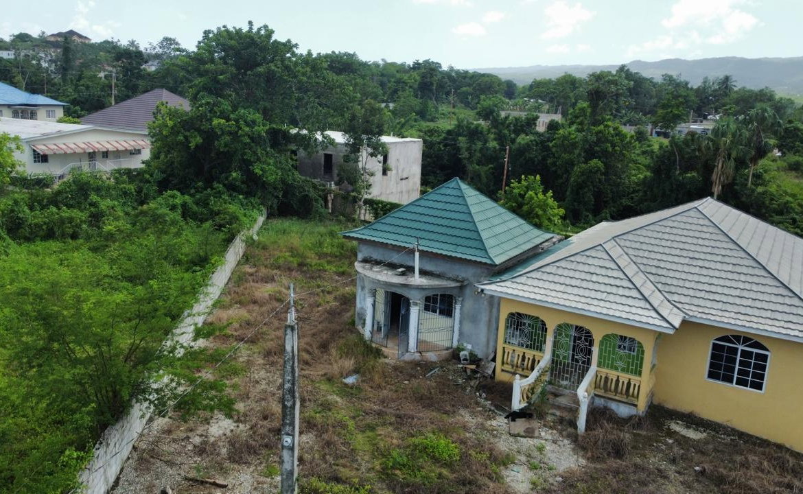 Third image of 62 Beadles Blvd Santa Cru in Santa Cruz, St. Elizabeth, Jamaica - property is For Sale