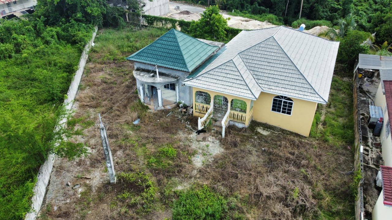 Fourth image of 62 Beadles Blvd Santa Cru in Santa Cruz, St. Elizabeth, Jamaica - property is For Sale