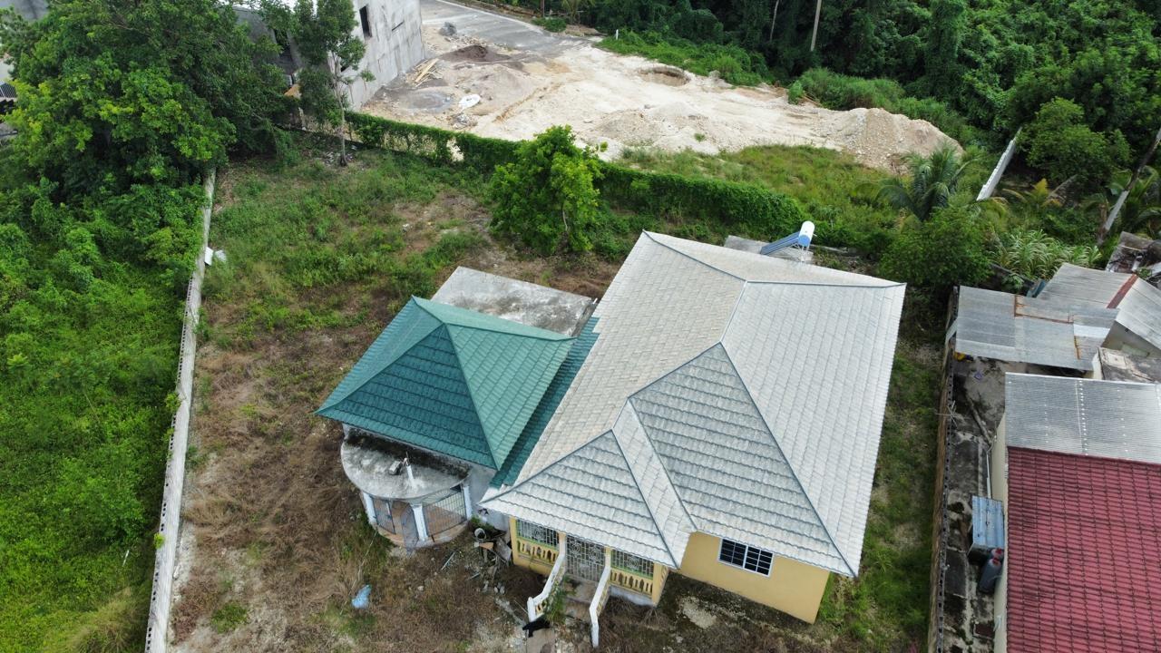 Ninth image of 62 Beadles Blvd Santa Cru in Santa Cruz, St. Elizabeth, Jamaica - property is For Sale