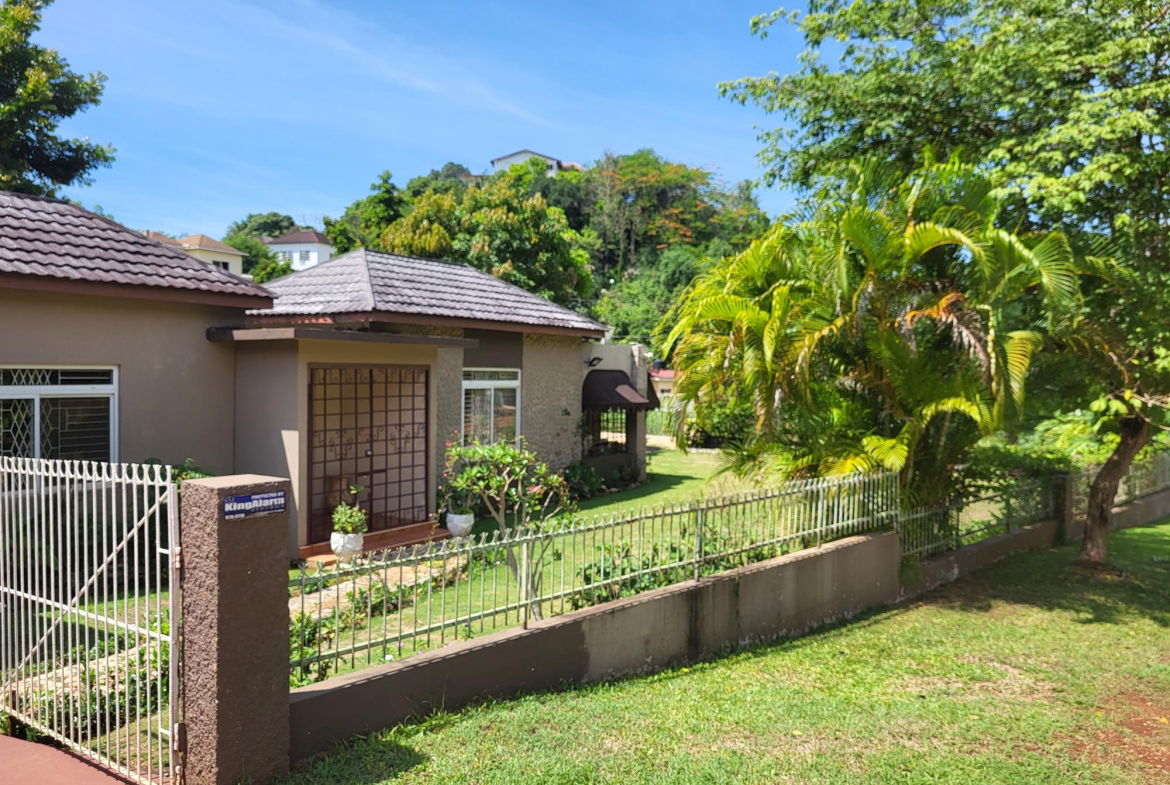 First image of 7 Kimberley Court in Red Hills, St. Andrew, Jamaica - property is For Sale