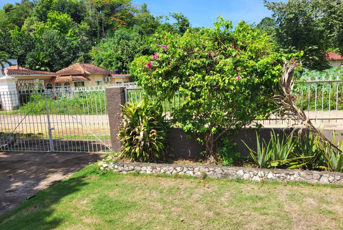 Eighth image of 7 Kimberley Court in Red Hills, St. Andrew, Jamaica - property is For Sale