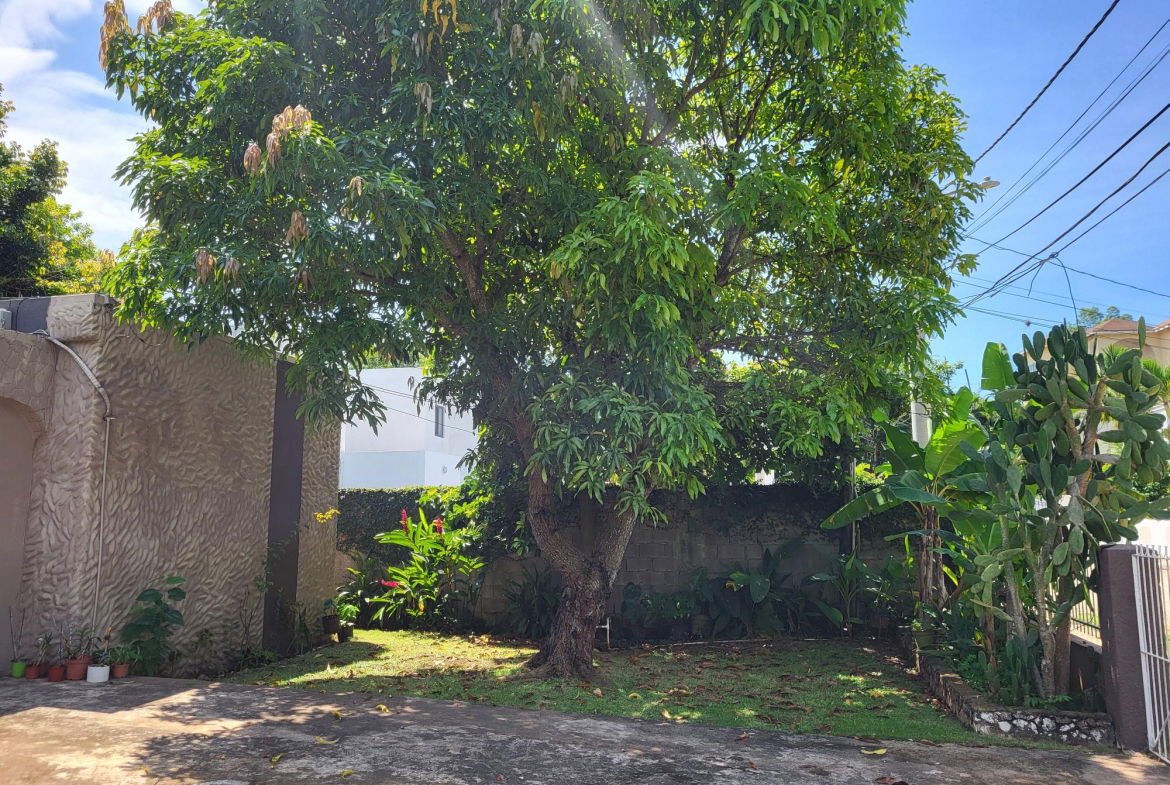 Ninth image of 7 Kimberley Court in Red Hills, St. Andrew, Jamaica - property is For Sale