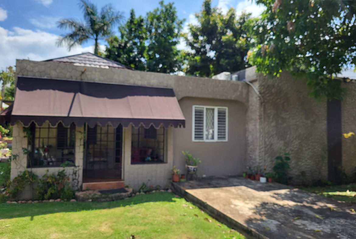 Tenth image of 7 Kimberley Court in Red Hills, St. Andrew, Jamaica - property is For Sale