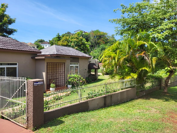 First image of 7 Kimberley Court in Red Hills, St. Andrew, Jamaica - property is For Sale