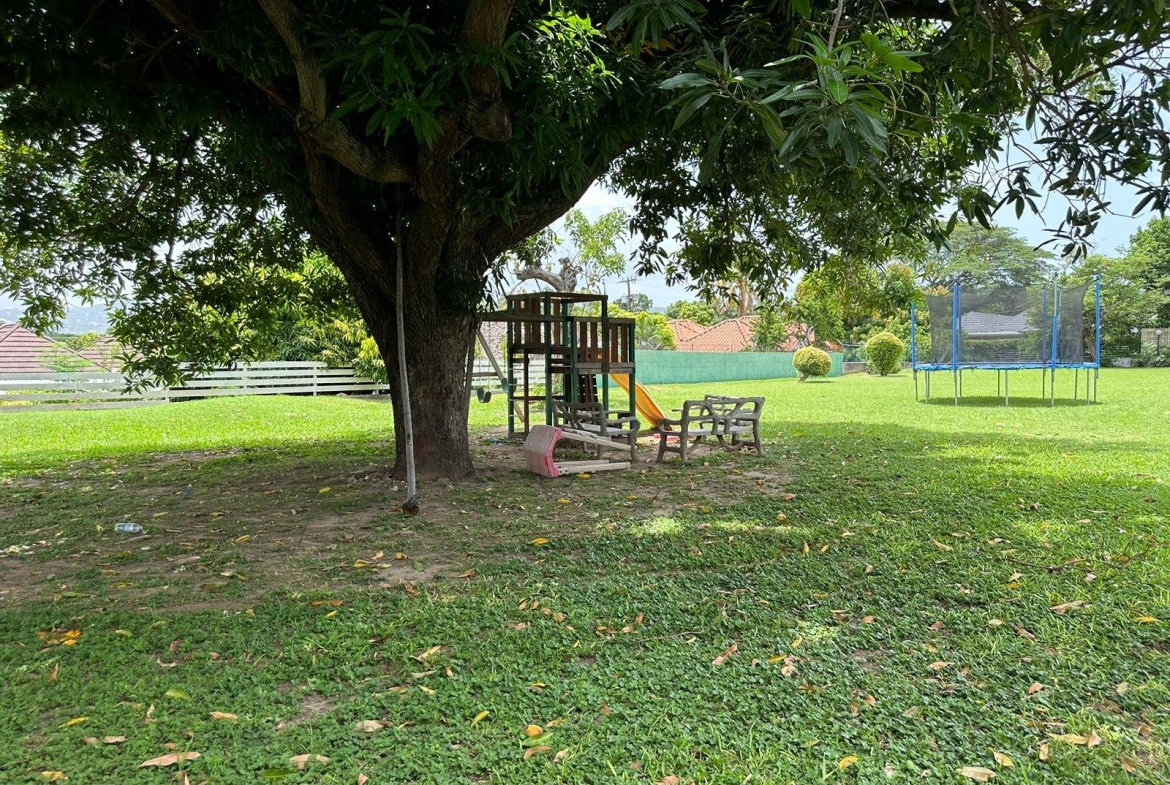 Eleventh image of 35 Acadia Circle, Kingston 8 in Kingston 8, St. Andrew, Jamaica - property is For Sale