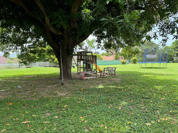 Eleventh image of 35 Acadia Circle, Kingston 8 in Kingston 8, St. Andrew, Jamaica - property is For Sale