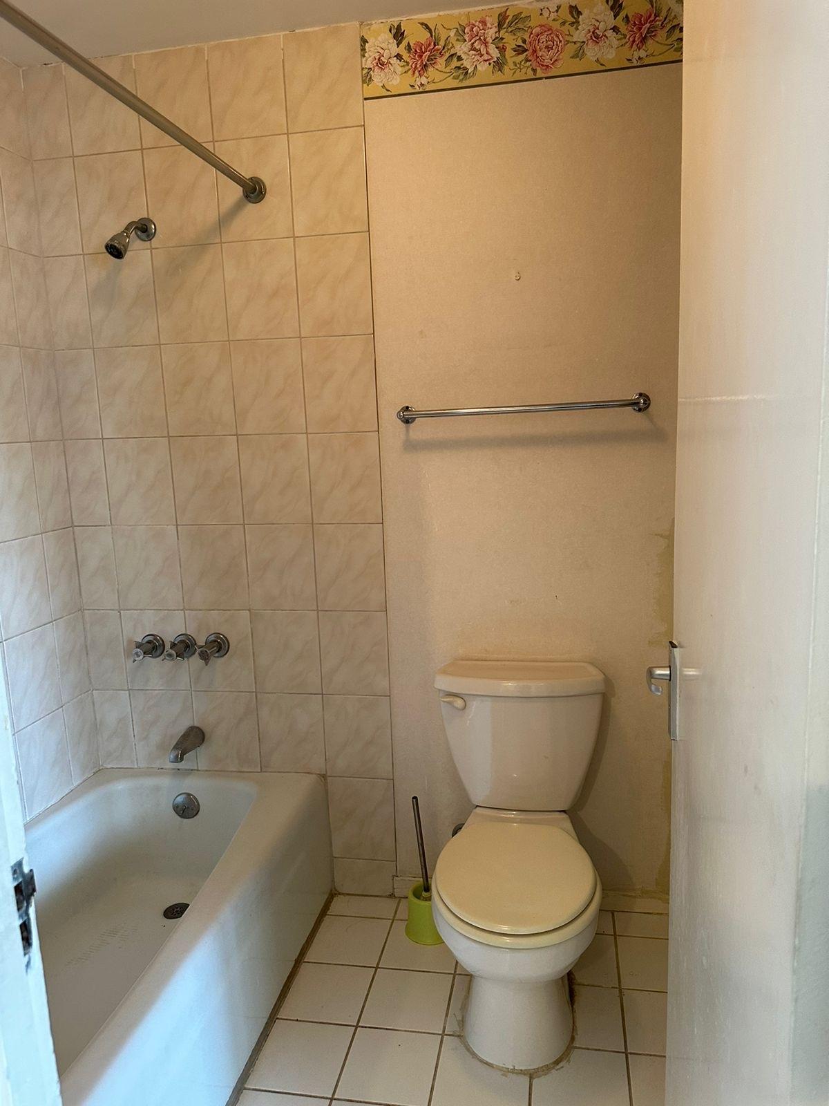 Seventh image of 35 Acadia Circle, Kingston 8 in Kingston 8, St. Andrew, Jamaica - property is For Sale