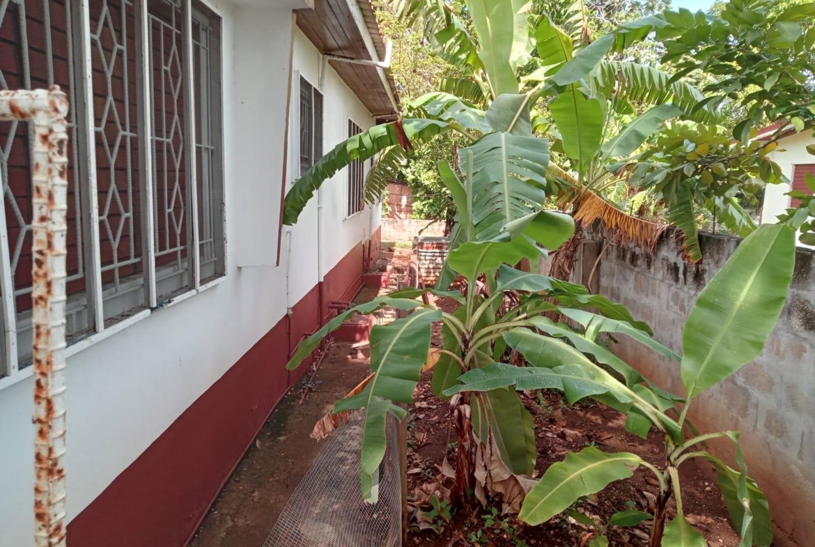 Eleventh image of 77a Central Avenue May pe in May Pen, Clarendon, Jamaica - property is For Sale