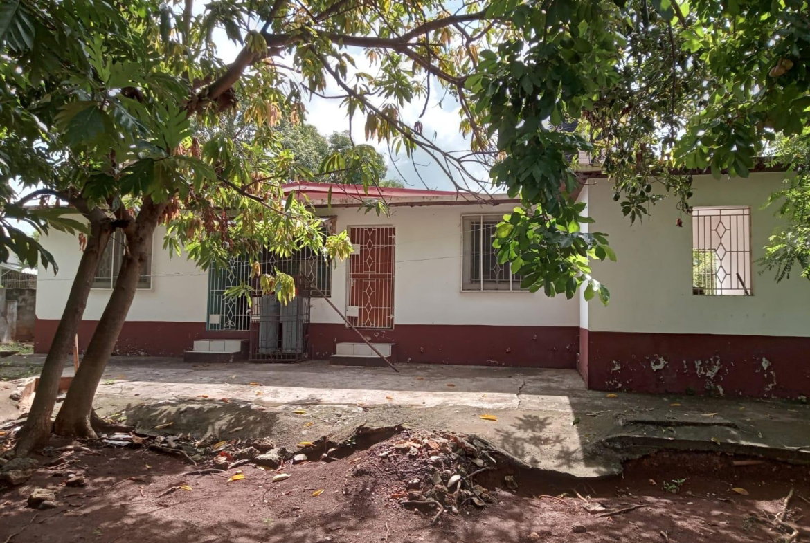 Thirteenth image of 77a Central Avenue May pe in May Pen, Clarendon, Jamaica - property is For Sale