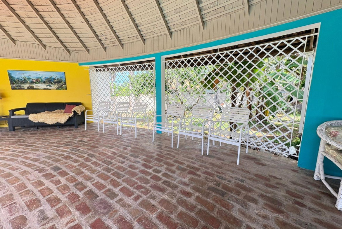 Eleventh image of 4 Mary Sunley Crescent, Car in Runaway Bay, St. Ann, Jamaica - property is For Sale