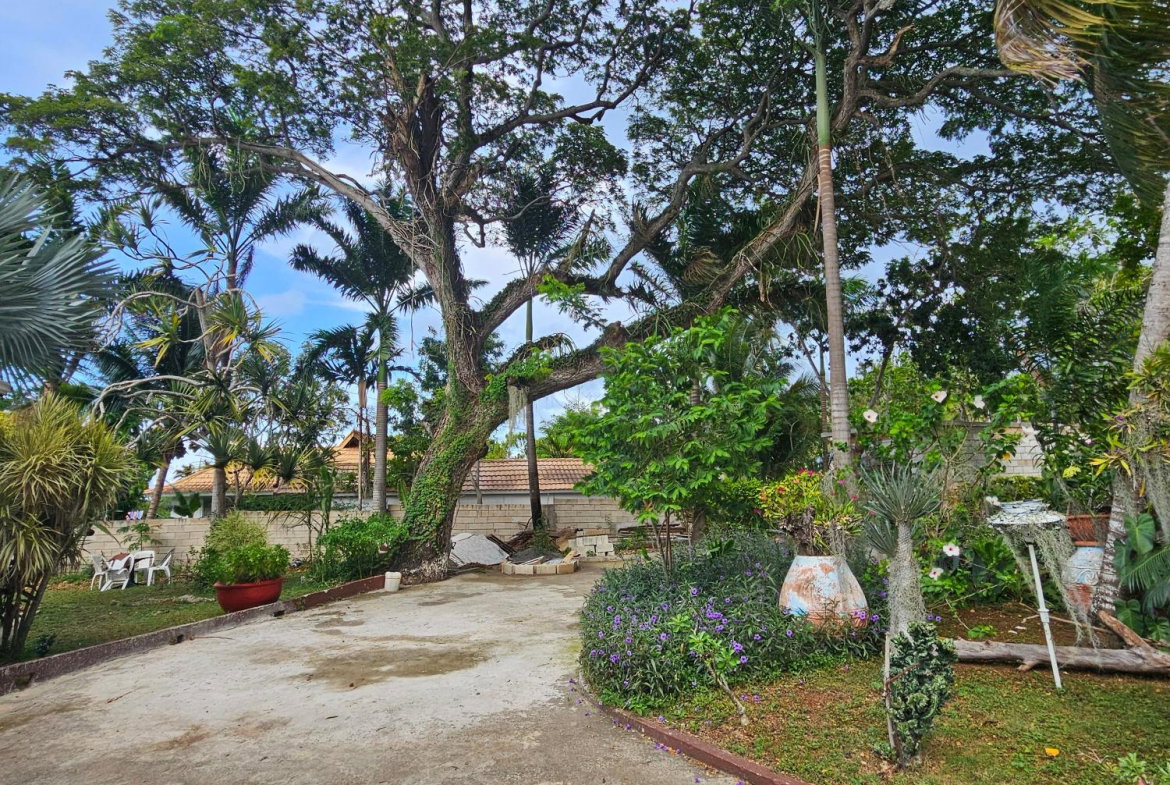 Twenty-Second image of 4 Mary Sunley Crescent, Car in Runaway Bay, St. Ann, Jamaica - property is For Sale