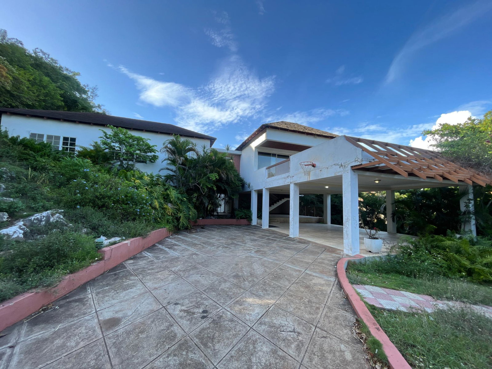 Second image of 16 Amethyst Drive in Red Hills, St. Andrew, Jamaica - property is For Sale