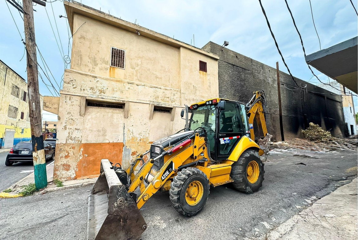 Third image of 35 Charles Street in KINGSTON, Kingston, Jamaica - property is For Sale
