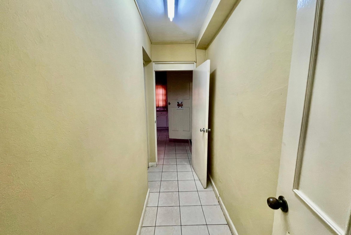Eighth image of Braemar Avenue in Kingston 10, St. Andrew, Jamaica - property is For Rent