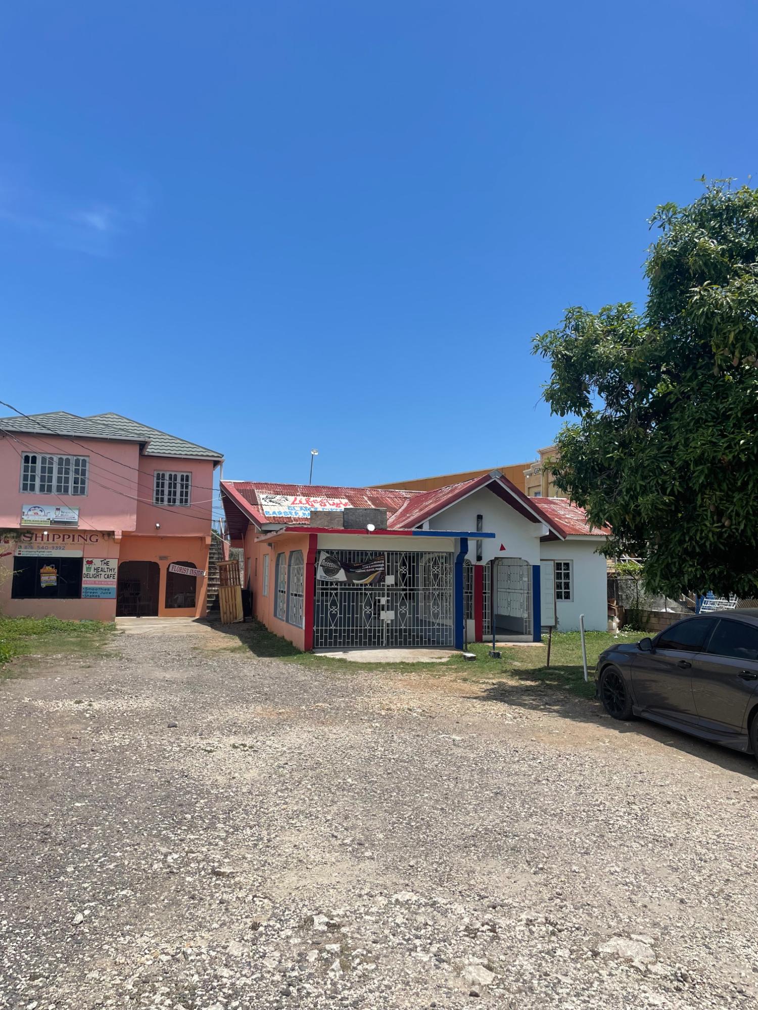 Commercial-Property-For-Sale-in-Clarendon-Jamaica-–-7a-7b-Fernleigh-Ave Fourth image of 7a-7b Fernleigh Avenue in May Pen, Clarendon, Jamaica - property is For Sale