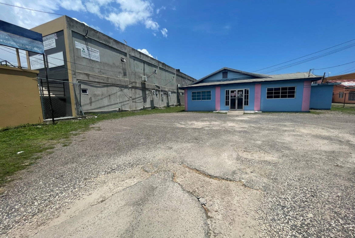 Seventh image of 7a-7b Fernleigh Avenue in May Pen, Clarendon, Jamaica - property is For Sale