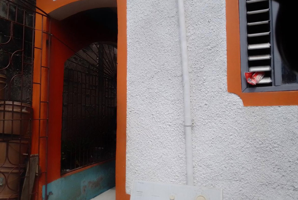 Seventh image of Sarah Street in KINGSTON, Kingston, Jamaica - property is For Sale