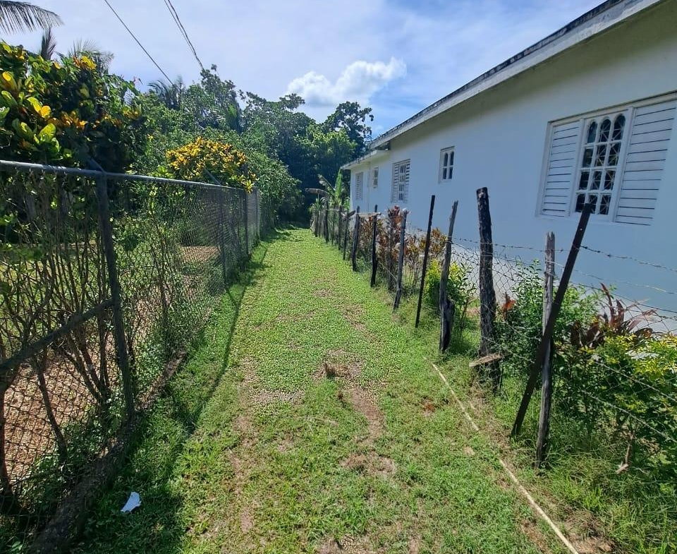 Fifth image of Lot Part of Hyde & Gibral in Clarks Town, Trelawny, Jamaica - property is For Sale