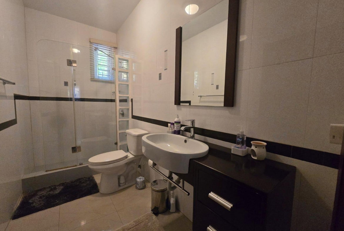 Sixteenth image of b 4a-121 Main Street in Ocho Rios, St. Ann, Jamaica - property is For Sale