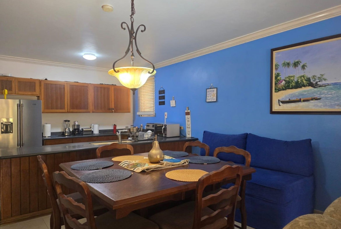 Ninth image of b 4a-121 Main Street in Ocho Rios, St. Ann, Jamaica - property is For Sale