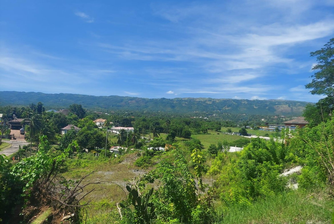 Third image of 19 Horizon Park, Santa Cruz in Santa Cruz, St. Elizabeth, Jamaica - property is For Sale
