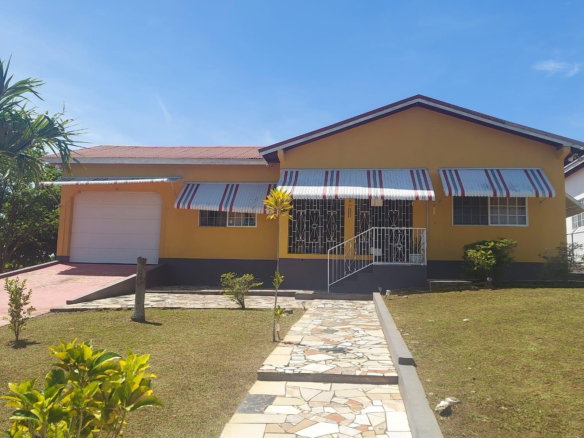 First image of 19 Horizon Park, Santa Cruz in Santa Cruz, St. Elizabeth, Jamaica - property is For Sale