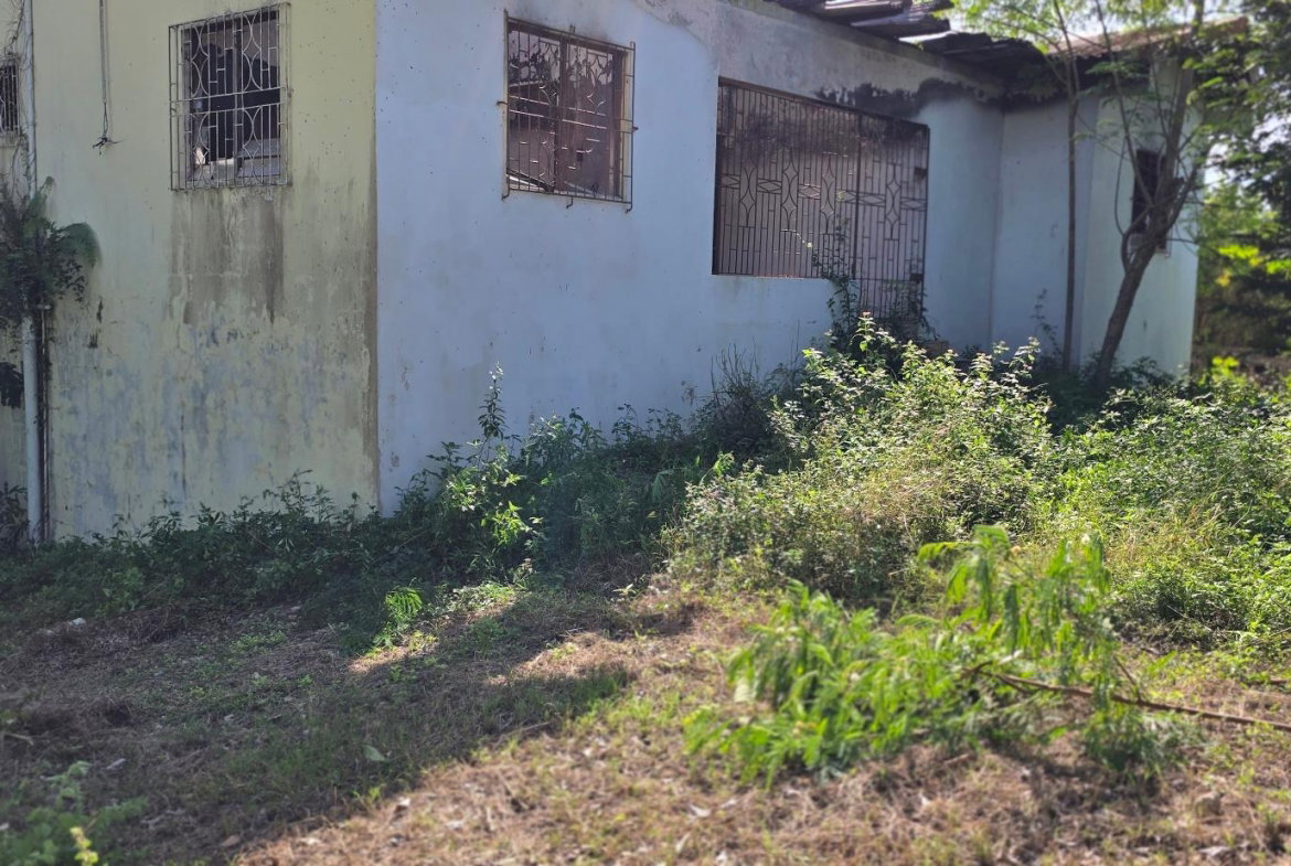 Fifth image of 5a Strachan Crescent in May Pen, Clarendon, Jamaica - property is For Sale