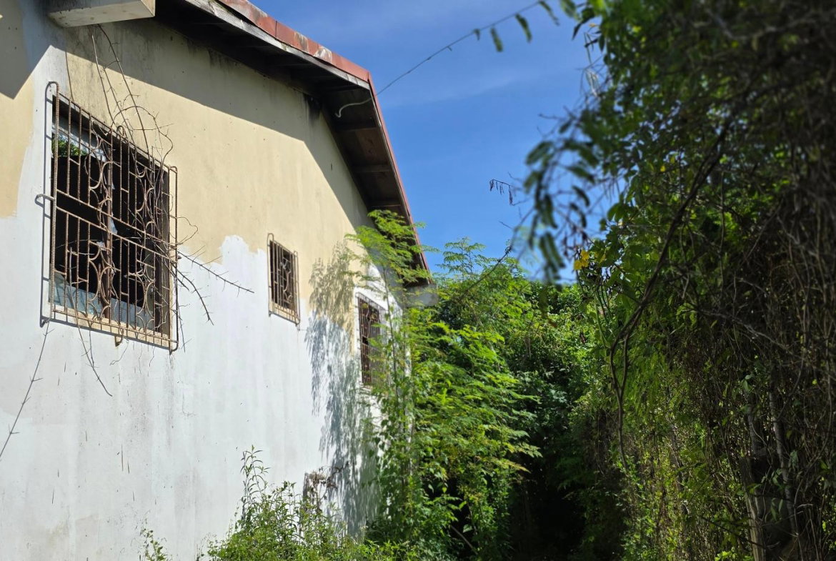 Seventh image of 5a Strachan Crescent in May Pen, Clarendon, Jamaica - property is For Sale