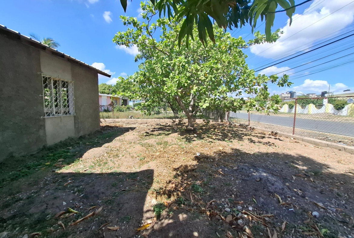 Third image of 34 Fairview Park in Spanish Town, St. Catherine, Jamaica - property is For Sale