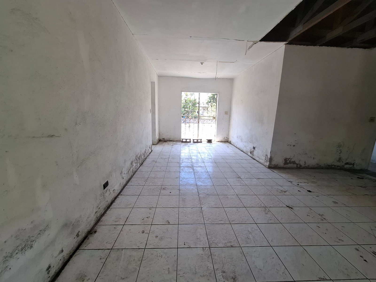 Fixer-Upper-3-Bedroom-House-for-Sale-in-Fairview-Park-St.-Catherine-Jamaica Fourth image of 34 Fairview Park in Spanish Town, St. Catherine, Jamaica - property is For Sale