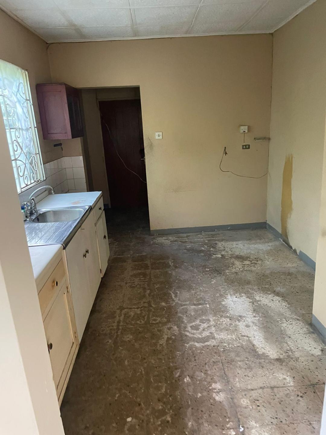 Fixer-Upper-House-for-Sale-Near-James-Bond-Beach-St.-Mary-Jamaica Ninth image of Race Course, Liberty Cast in Oracabessa, St. Mary, Jamaica - property is For Sale