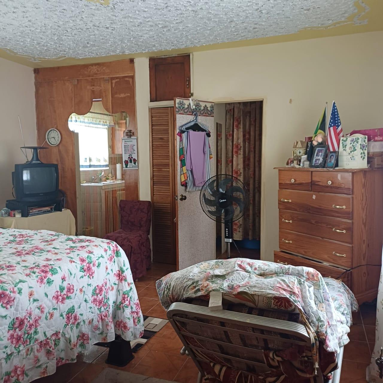 Eighth image of Vineyard Crescent in Bushy Park, St. Catherine, Jamaica - property is For Sale
