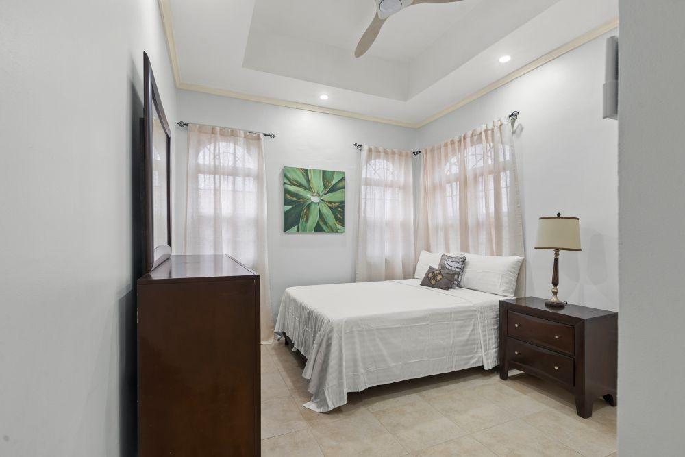 Fifteenth image of 7-3-5 Clieveden Avenue in Kingston 6, St. Andrew, Jamaica - property is For Rent