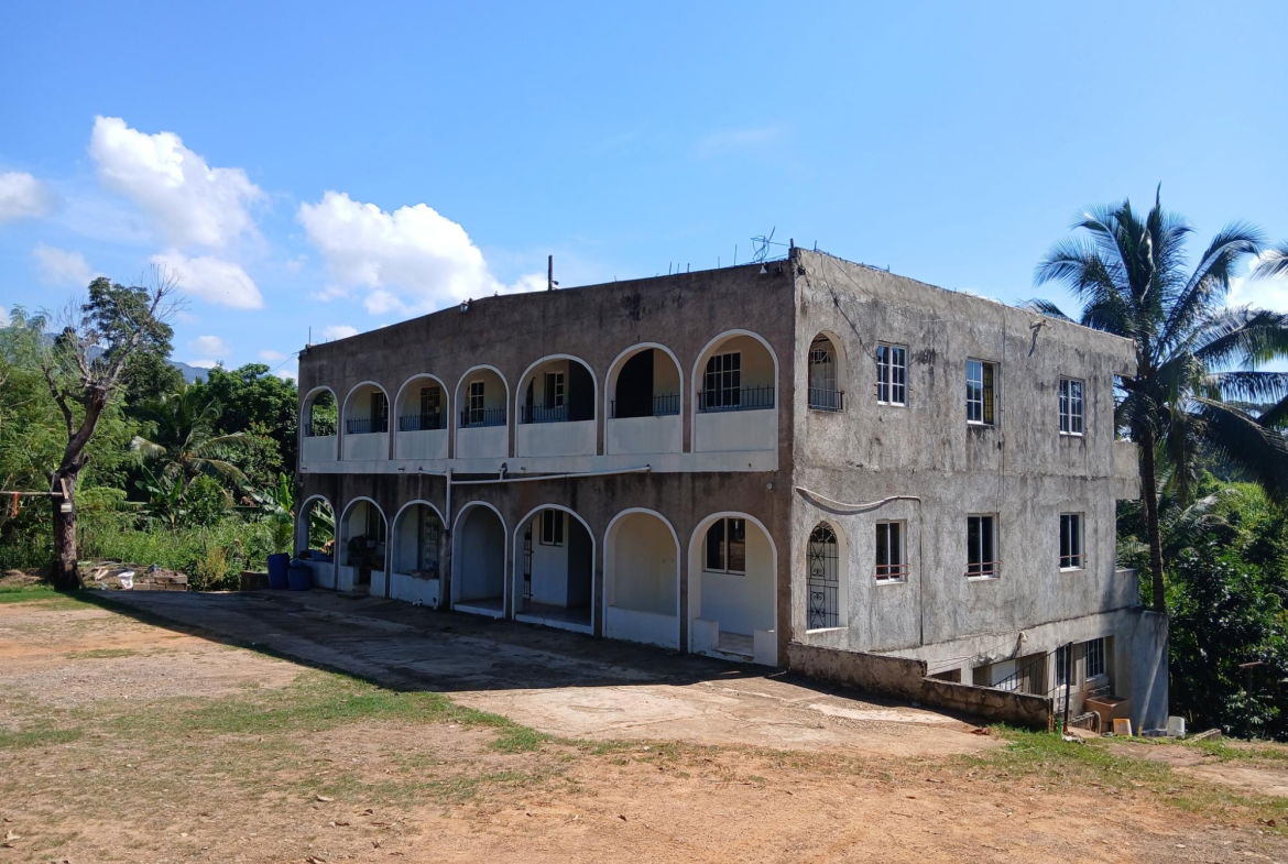Second image of Treadways in Linstead, St. Catherine, Jamaica - property is For Sale