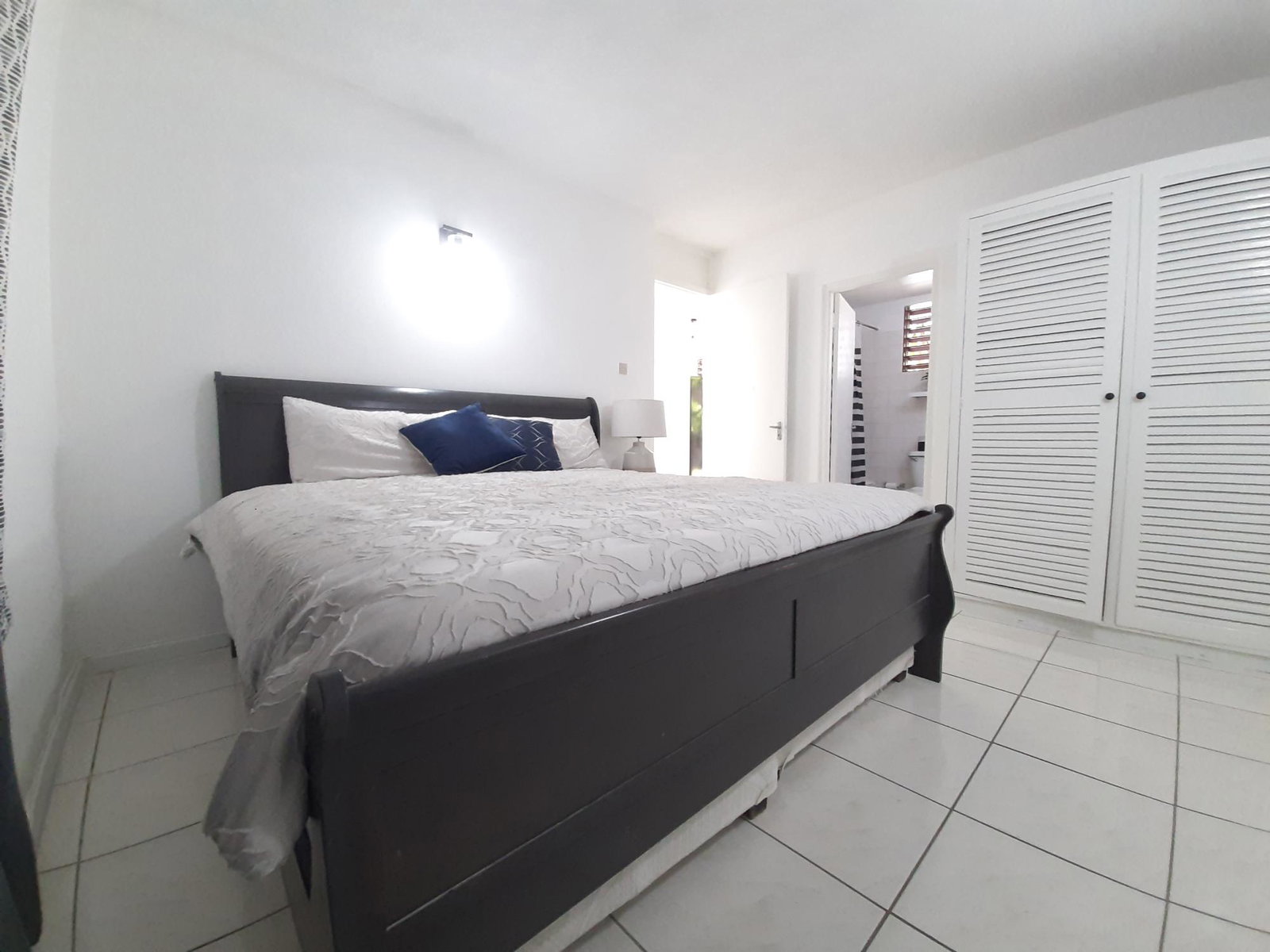 Fourteenth image of 4-5 Upper Musgrave Avenue in Kingston 5, St. Andrew, Jamaica - property is For Rent