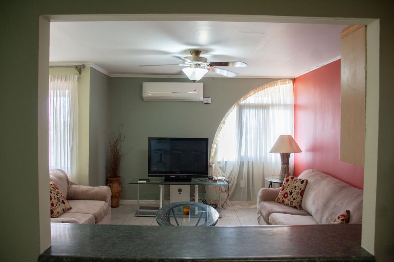 Nineteenth image of 29-11 Oxford Road in Kingston 5, St. Andrew, Jamaica - property is For Rent