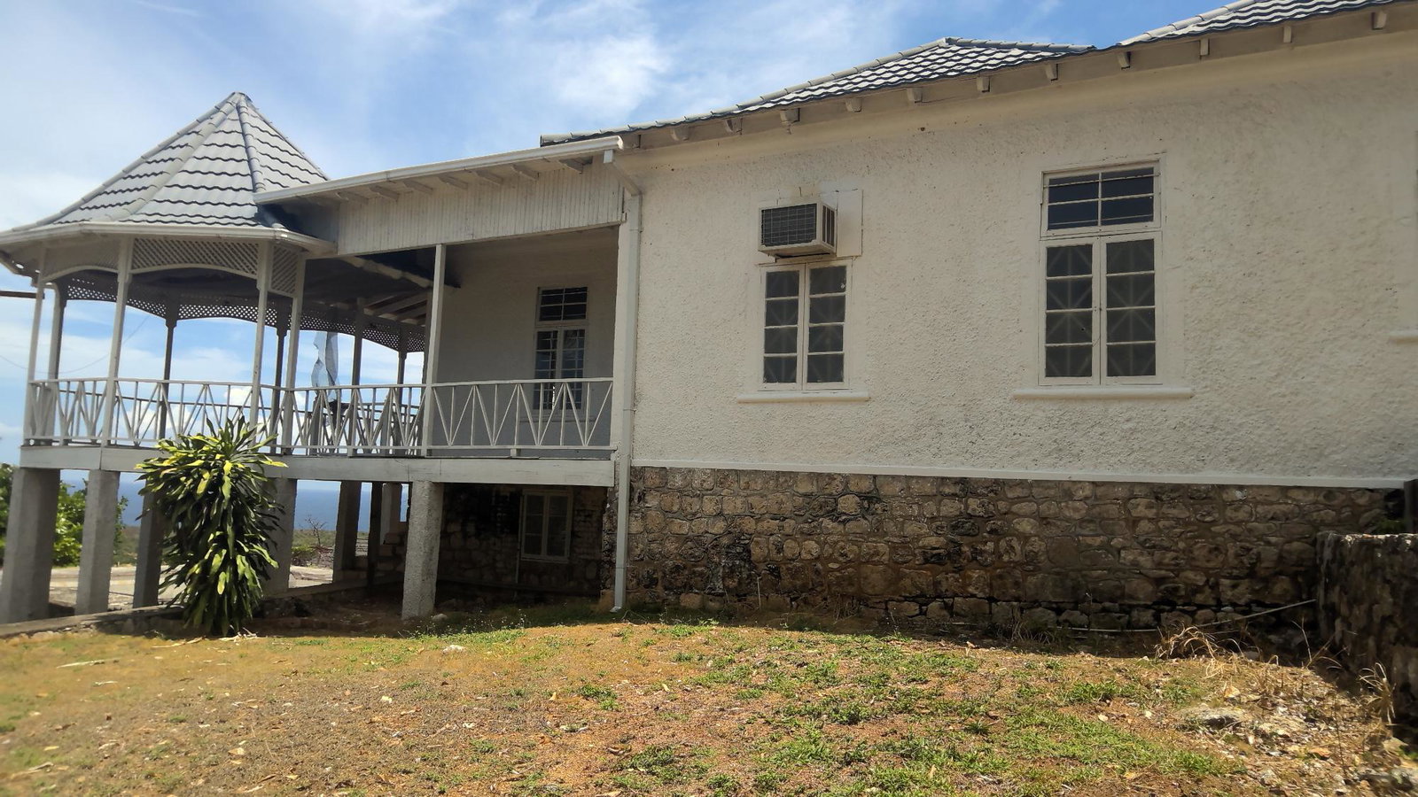 Grand-4-Bedroom-Oceanview-Estate-for-Sale-in-Discovery-Bay-St.-Ann-Jamaica Eleventh image of Lot 11-16 Discovery Bay in Discovery Bay, St. Ann, Jamaica - property is For Sale