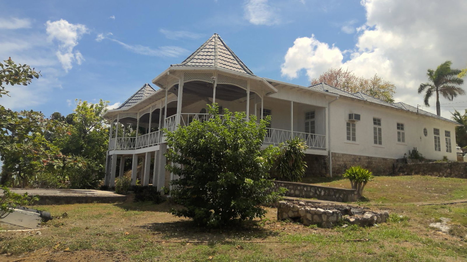 Grand-4-Bedroom-Oceanview-Estate-for-Sale-in-Discovery-Bay-St.-Ann-Jamaica Ninth image of Lot 11-16 Discovery Bay in Discovery Bay, St. Ann, Jamaica - property is For Sale