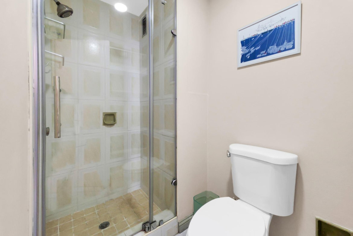 Fifteenth image of 1h West-17 Kingsway in Kingston 10, St. Andrew, Jamaica - property is For Sale