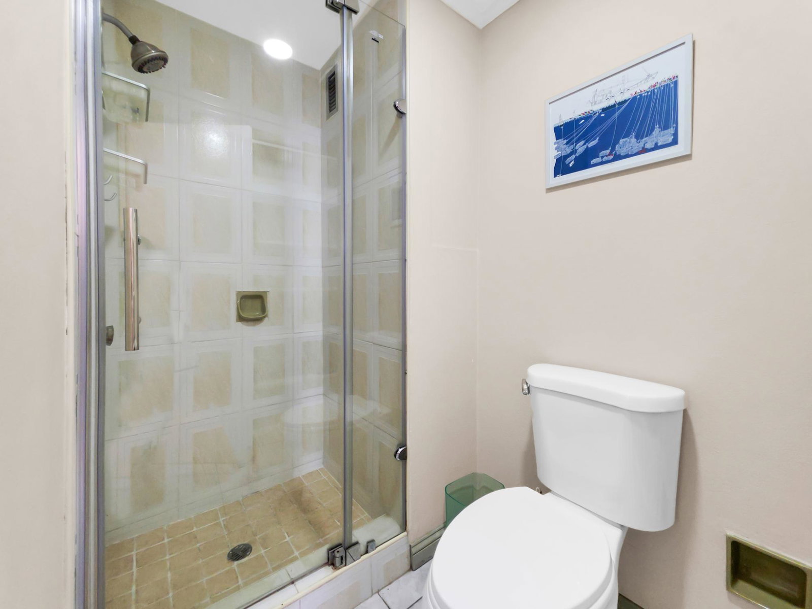 Fifteenth image of 1h West-17 Kingsway in Kingston 10, St. Andrew, Jamaica - property is For Sale