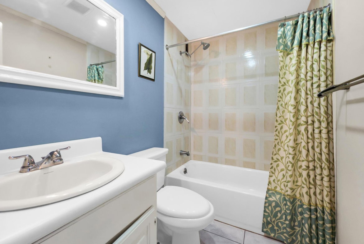 Eighteenth image of 1h West-17 Kingsway in Kingston 10, St. Andrew, Jamaica - property is For Sale