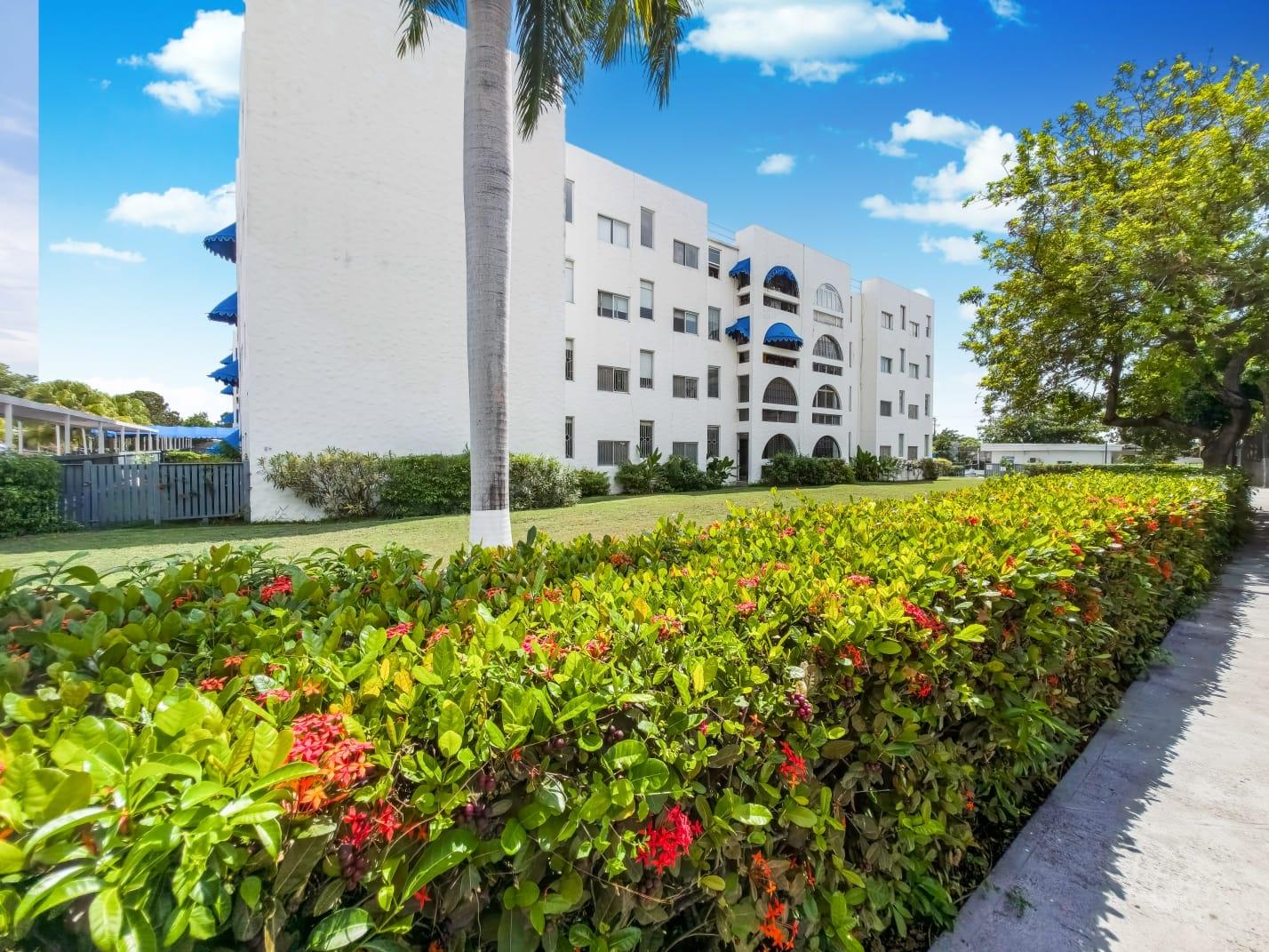 Twenty-Second image of 1h West-17 Kingsway in Kingston 10, St. Andrew, Jamaica - property is For Sale