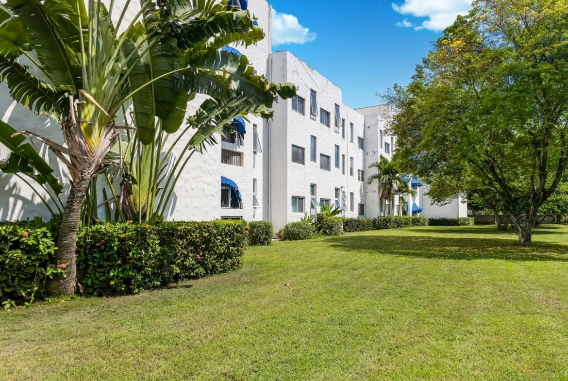 Twenty-Third image of 1h West-17 Kingsway in Kingston 10, St. Andrew, Jamaica - property is For Sale