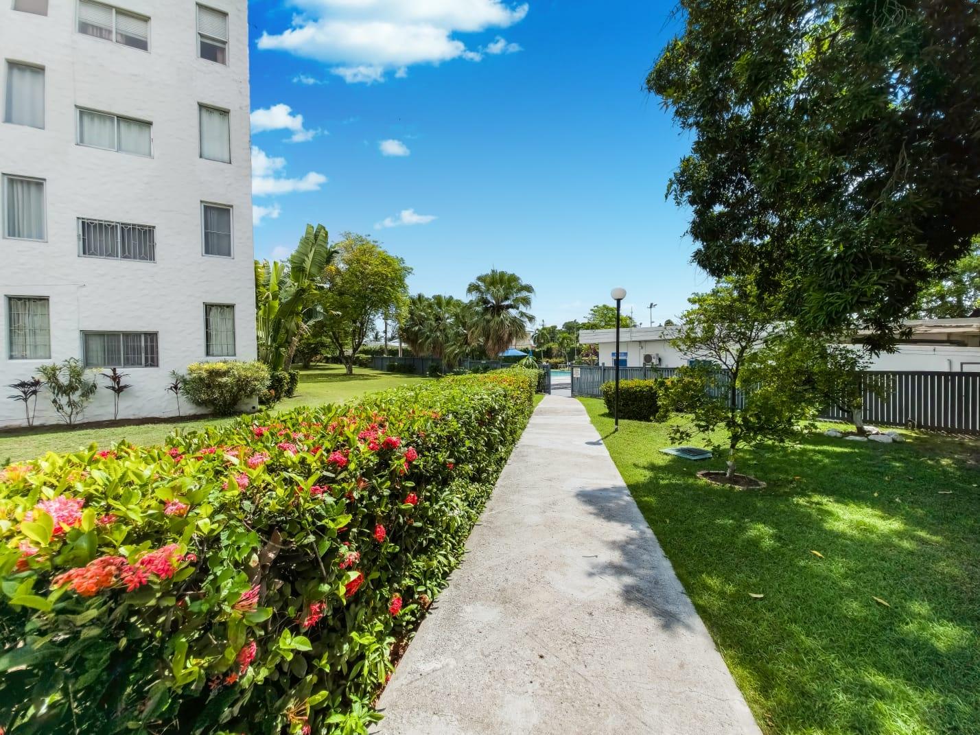 Twenty-Fourth image of 1h West-17 Kingsway in Kingston 10, St. Andrew, Jamaica - property is For Sale