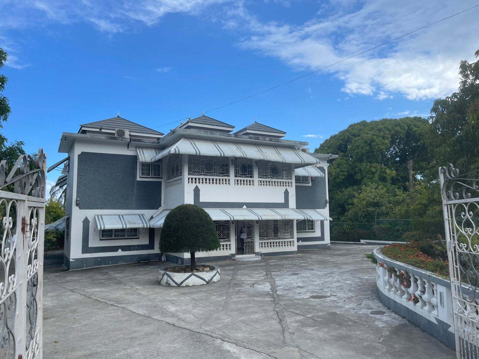 First image of 9 Mount George Pen in Pomfret, St. Thomas, Jamaica - property is For Sale