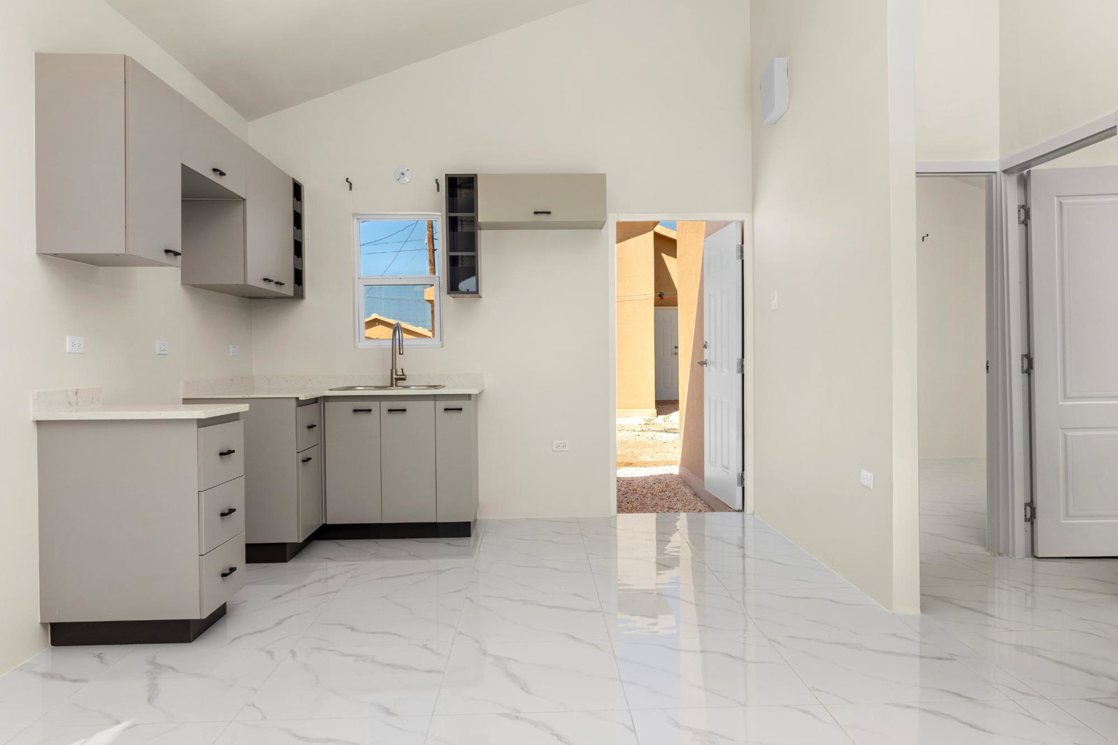 Second image of Phoenix Park Village Phas in Phoenix Park, St. Catherine, Jamaica - property is For Rent
