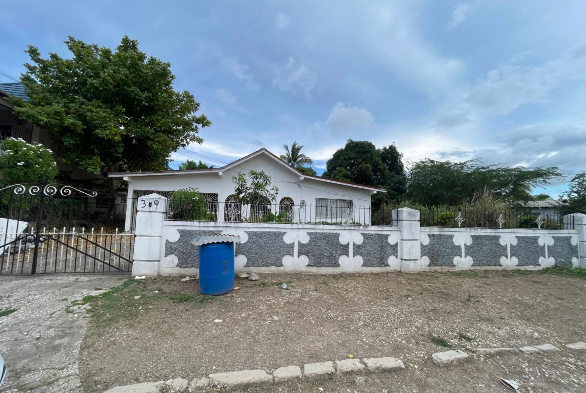 Third image of 39 North Monticello Crescent in Spanish Town, St. Catherine, Jamaica - property is For Sale
