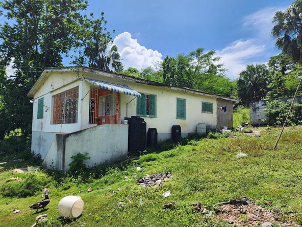 Second image of Seven Corners in Santa Cruz, St. Elizabeth, Jamaica - property is For Sale