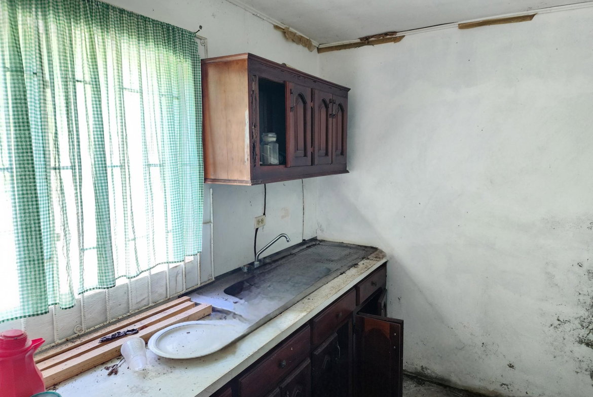 Eleventh image of Seven Corners in Santa Cruz, St. Elizabeth, Jamaica - property is For Sale